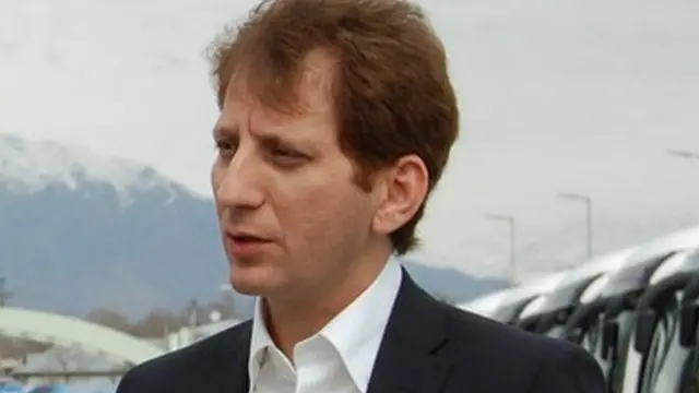 بابک زنجانی: فقط دو قدم تا دلار ۱۵۰ هزار تومانی مانده است