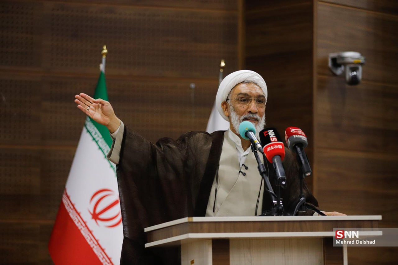 جلسه پرتنش پورمحمدی با دانشجویان دانشگاه علوم تحقیقات