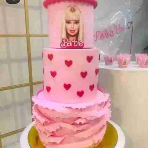 کیک تولد 🩷🌷