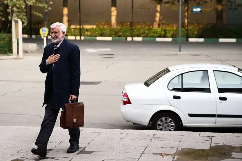 واکنش دفتر جلیلی به ادعای رشیدی کوچی درباره هزینه نجومی ضدگلوله کردن ماشین او