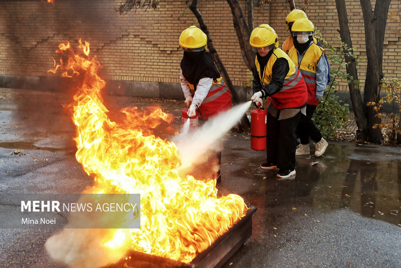 بیست و هفتمین مانور زلزله و ایمنی در تبریز