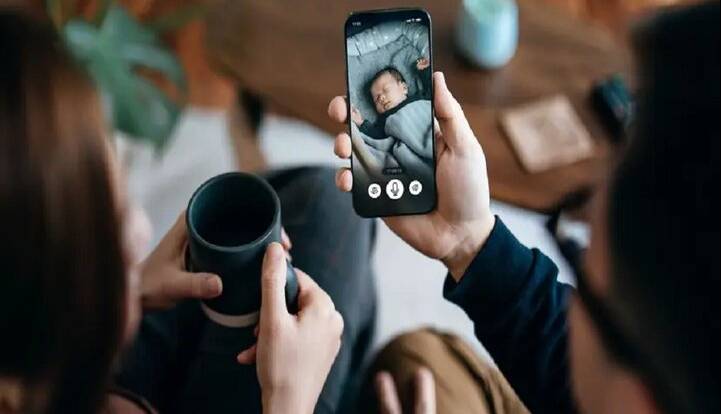 بزرگکردن نوزاد با فناوری و هوش مصنوعی، درست یا غلط؟