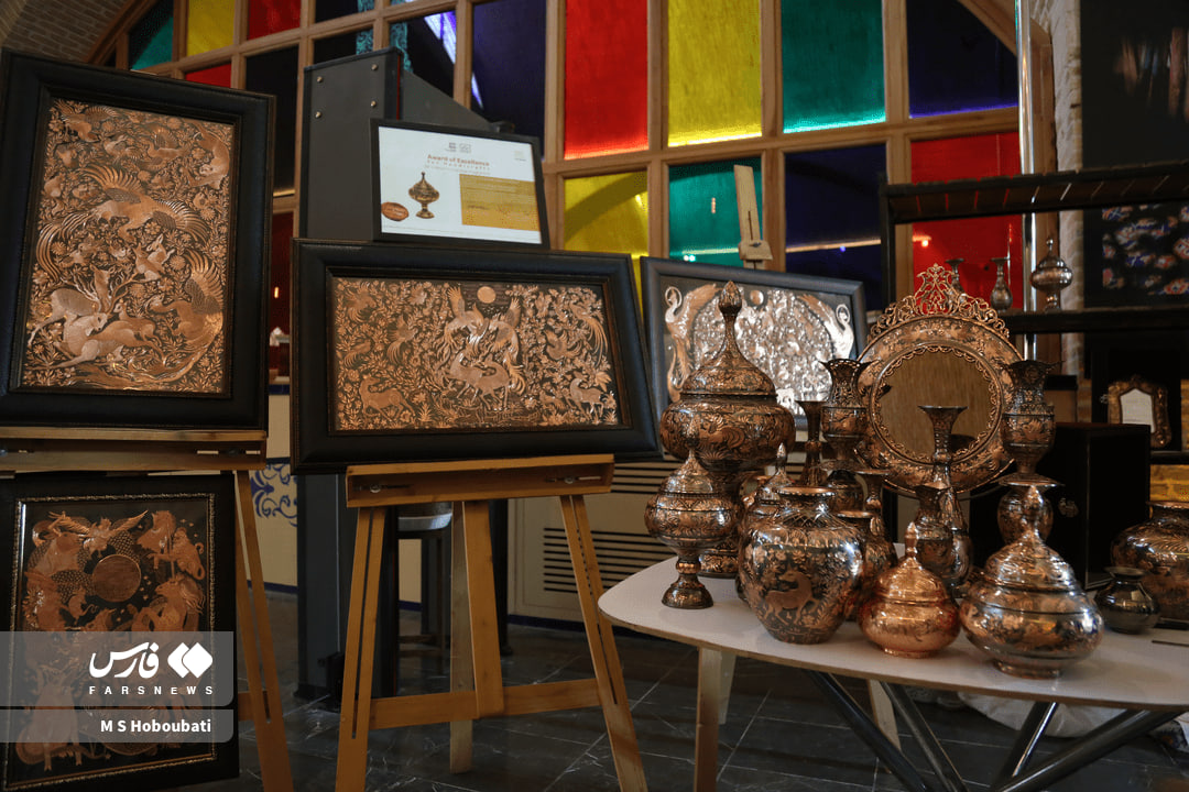 نمایشگاه صنایعدستی در تار و پود یزد