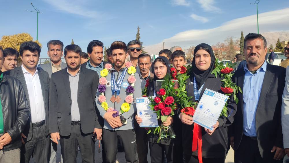 استقبال باشکوه از 3 قهرمان بینالمللی در یاسوج