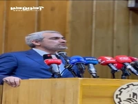 توضیحات وزیر اقتصاد درباره انحلال بانک آینده