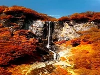 آبشار لاتون یکی از جاهای دیدنی آستارا 