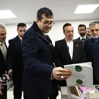  بازدید وزیر ورزش و جوانان از خانه جوان قزوین