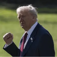 ترامپ: تعرفههای من جنگهای جهان را تمام کرد!