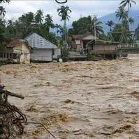 شمار کشته‌های سیل در جنوب آسیا از ۱۷۰۰ تن گذشت