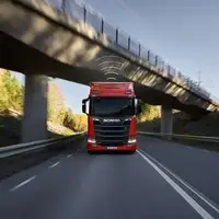 وحشت آفرینی راننده کامیون مست در بزرگراه!