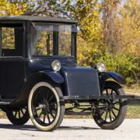 میلبورن ۱۹۲۰، خودروی برقی یک قرن پیش با سیستم احیای انرژی ترمز!