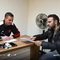 جلسه کوتاه مدیر ورزشی پرسپولیس با اوسمار