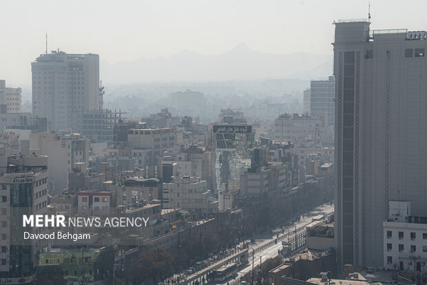 تداوم آلودگی هوای مشهد؛ ۶ منطقه در وضعیت قرمز