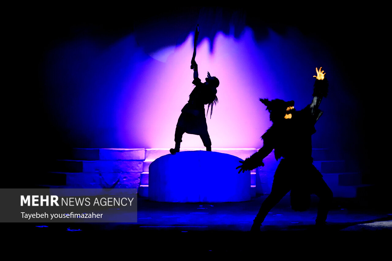 اجرای نمایش «هیولاکُش» در جشنواره بین‌المللی تئاتر کودک و نوجوان همدان