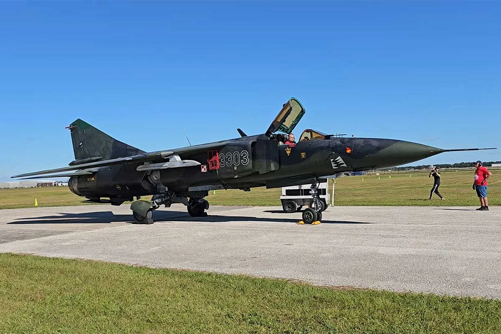 فروش جنگنده میگ 23 ساخت شوروی با قیمت ۱۰۰ هزار دلار!