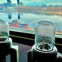 گوناگون/انقلابی در مقابله با کمآبی: تولید آب فقط با لرزش فراصوت