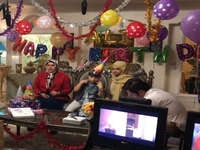 پشتصحنه جشن تولد «علی ثروتیان» در سریال «آنام»