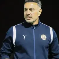 محمود فکری پشت گلرش درآمد