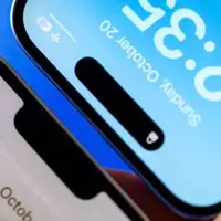 انتقال فیس آیدی به زیر نمایشگر؛ آیفون ۱۸ پرو با نوع خاصی از شیشه ساخته میشود