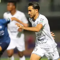 صدرنشین پاسورهای لیگ 100تایی شد