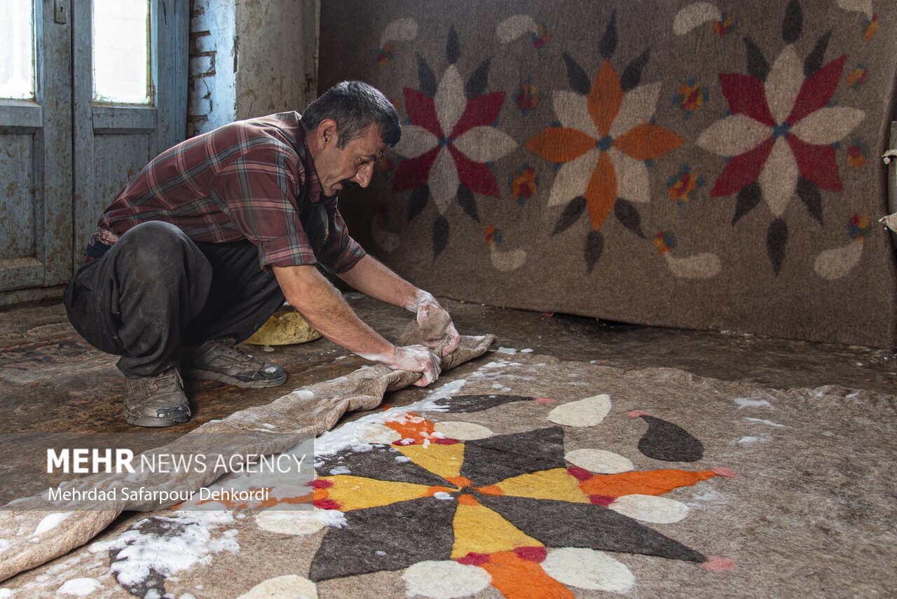 نمد مالی، از صنایع دستی ایران