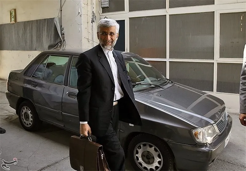 واکنش روزنامه خراسان به ماجرای خودروی ضدگلوله جلیلی؛ هزینه ۸ میلیونی در سال ۸۹، به پول امروز بین یک تا 1/5 میلیارد تومان میشود!