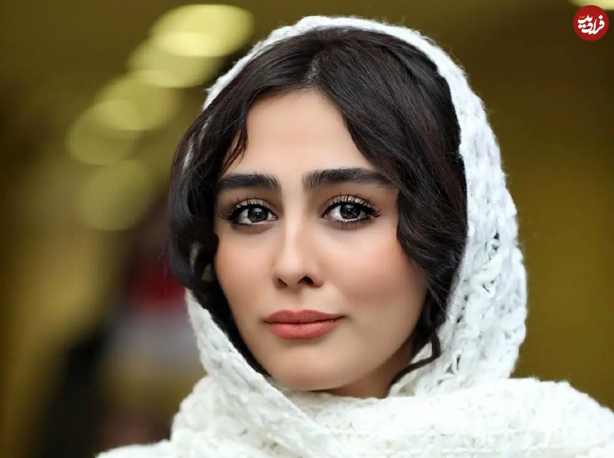 چهرهها/ جشن تولد خانم بازیگر تلویزیون در کنار دریا