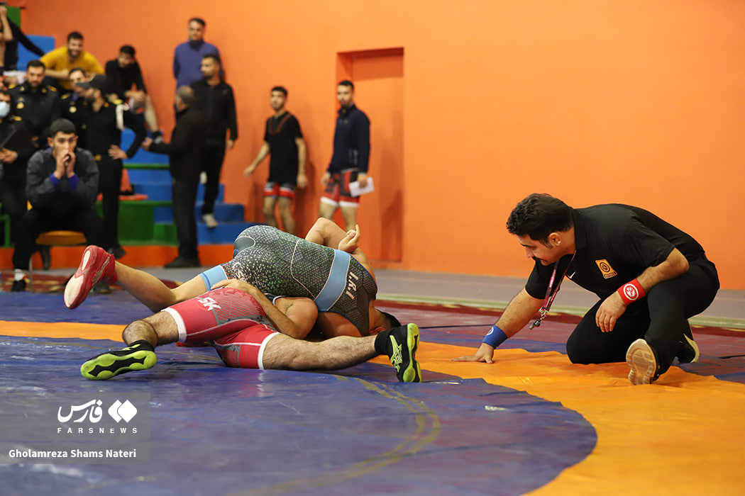 رقابت کشتی گیران اجا در نوشهر