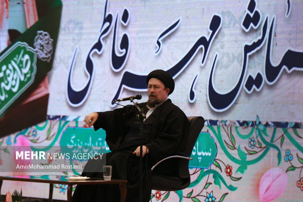 عکس/جشن ولادت حضرت زهرا(س) در حرم امام خمینی(ره)