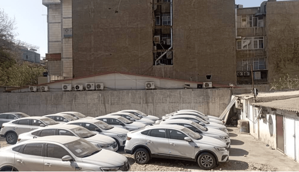 کشف انبار مشکوک خودروی خارجی وسط تهران