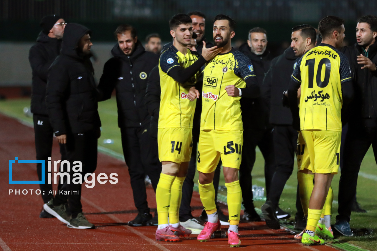 لیگ برتر فوتبال؛ آلومینیوم و سپاهان