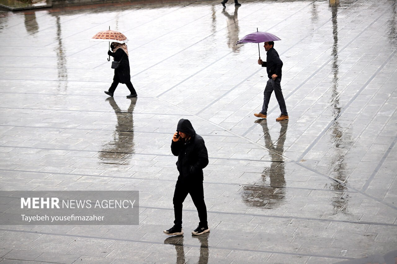 عکس/بارش سنگین باران در همدان