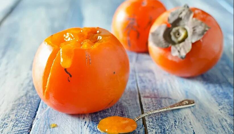 خرمالو واقعا میتواند خطرناک باشد؟/ پاسخ یک استاد دانشگاه