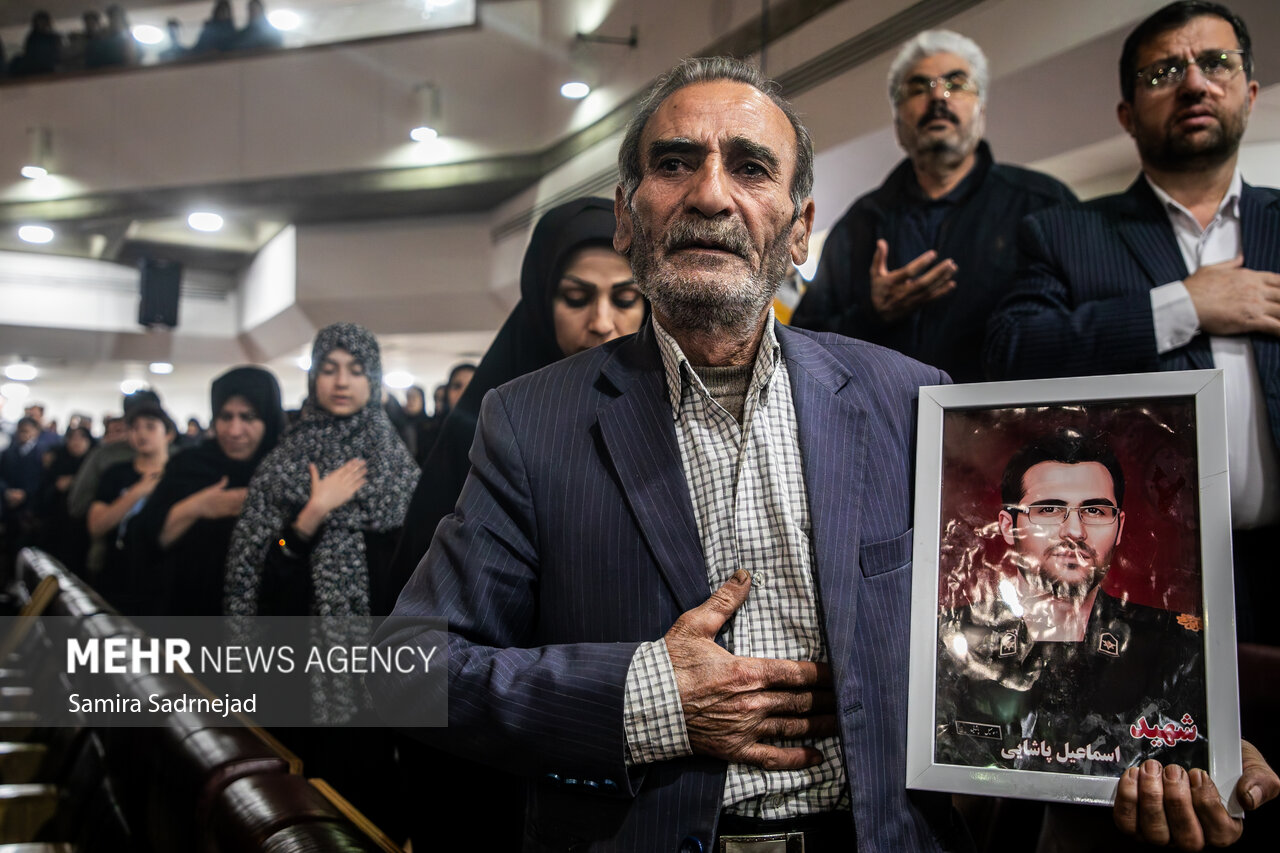 عکس/تجلیل از مادران و همسران شهدای جنگ ۱۲ روزه