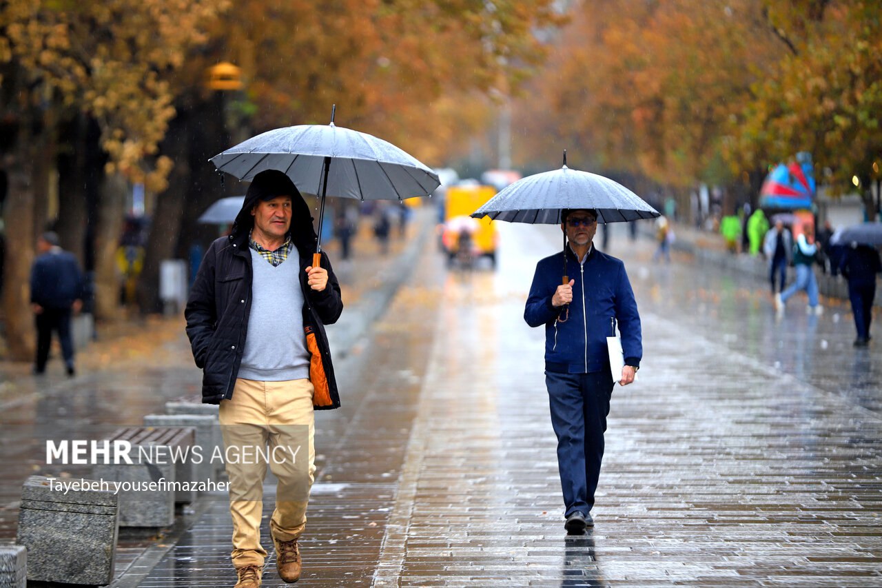 عکس/بارش سنگین باران در همدان