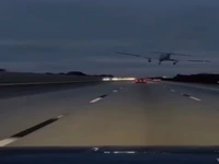 فرود مرگبار هواپیما روی یک ماشین در فلوریدا