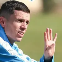 بوسه ۵۱ میلیون تومانی آسانی بر بازیکن پادیاب!