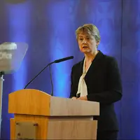 انگلیس: اروپا دیگر نمیتواند فقط به آمریکا تکیه کند