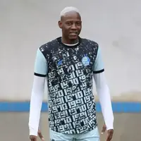 ساپینتو منتظر جنپو، موسی در انتظار اولین گل