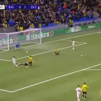 طارمی در موقعیت باورنکردنی!