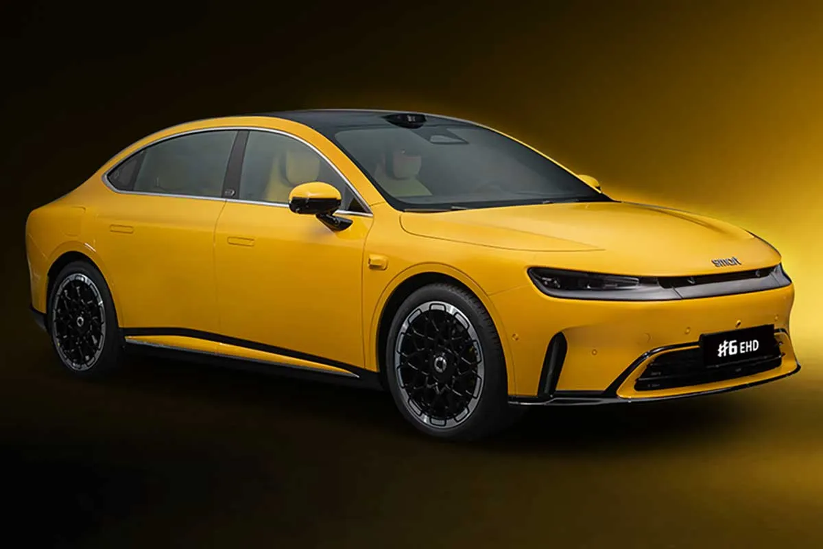 معرفی اسمارت #6، اولین سدان برند شهری مرسدس با پیشرانه هیبرید جیلی