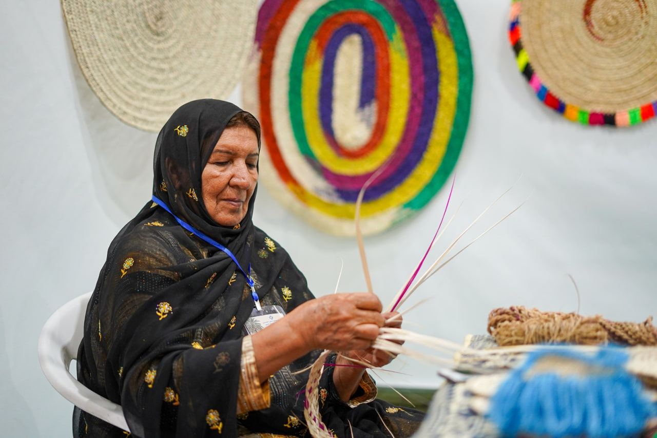 نمایشگاه حصیربافی در شهرستان مهر