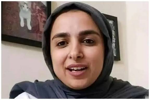 ادعای عجیب زینب موسوی بعد از شوخی توهین آمیز با فردوسی