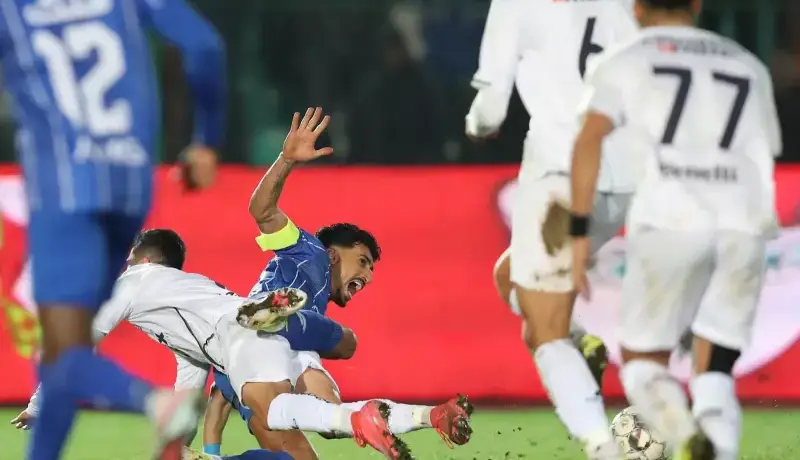 بیانیه استقلال؛ شاید دستگاه ویایآر خراب است!