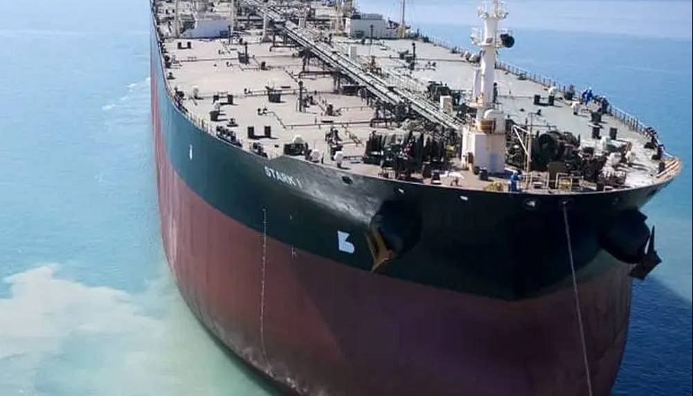 ۱۰۰۰ نفتکش غولپیکر در خدمت تحریمشکنی ایران و رفقا