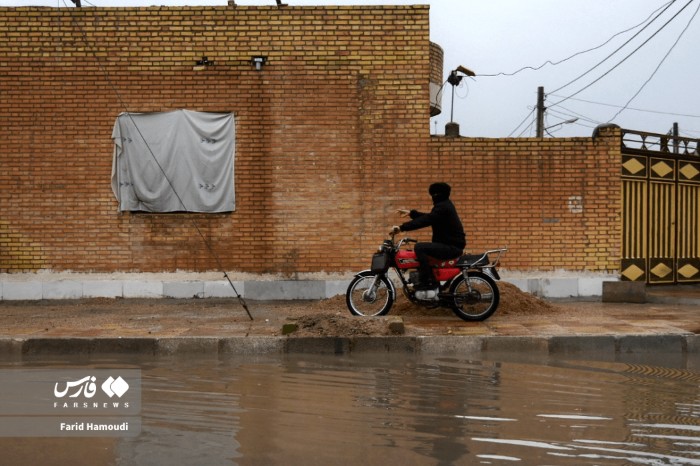 باران خیابان‌های خرمشهر را ونیزی کرد