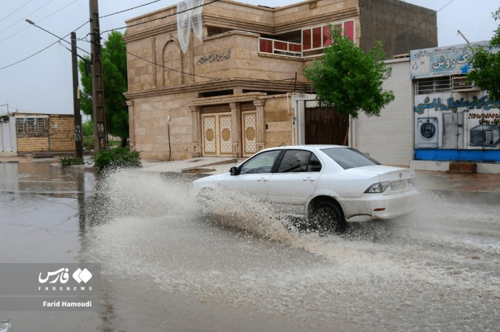 باران خیابان‌های خرمشهر را ونیزی کرد