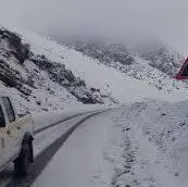 تردد در گردنه بیژن بهدلیل بارش سنگین برف ممنوع شد