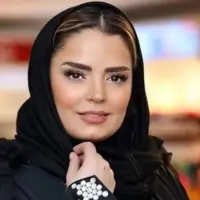 عکس جدید گلرخ از یاد رفته در یک کافه