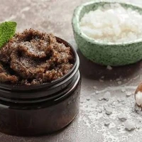 اسکراب بدن ماچا درست کن